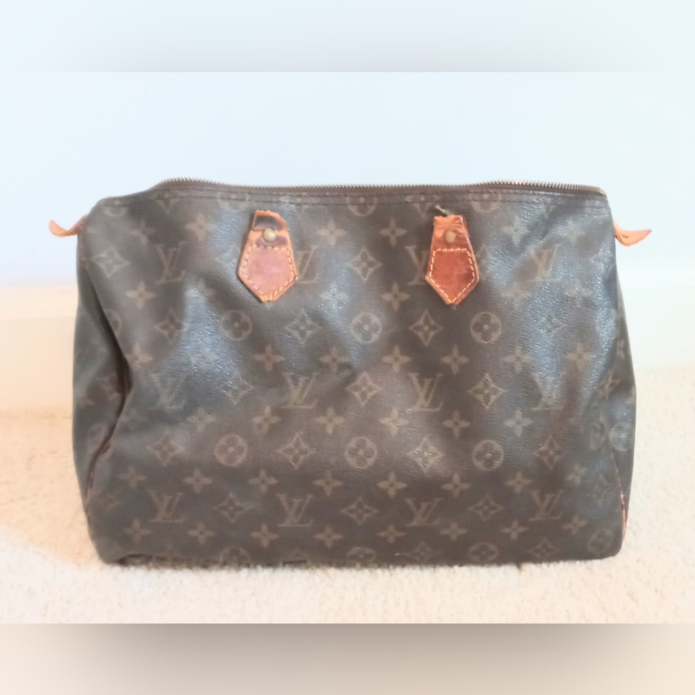Louis Vuitton Handbag Code SP 8942~ Damaged/ Stained